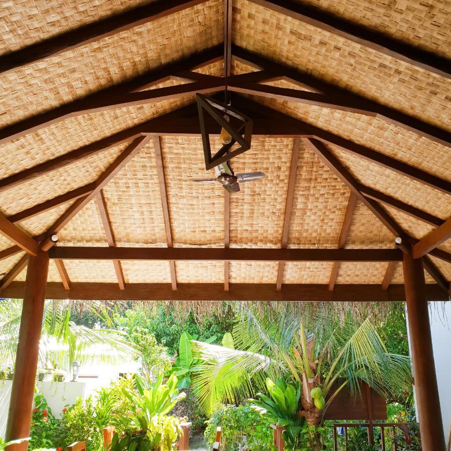 Thundi Sea View Hotel Fulidhoo Exterior photo