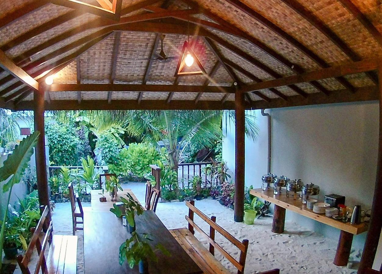 Thundi Sea View Hotel Fulidhoo Exterior photo