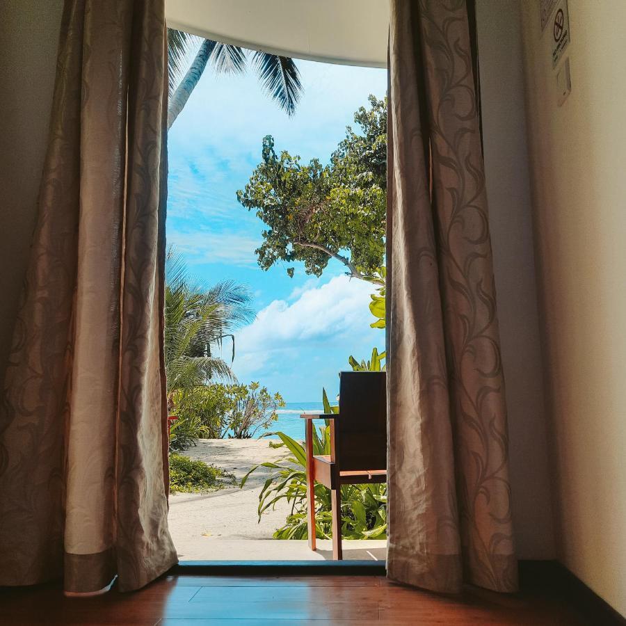 Thundi Sea View Hotel Fulidhoo Exterior photo