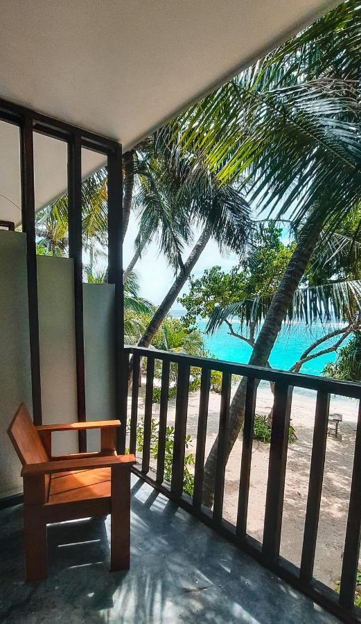 Thundi Sea View Hotel Fulidhoo Exterior photo