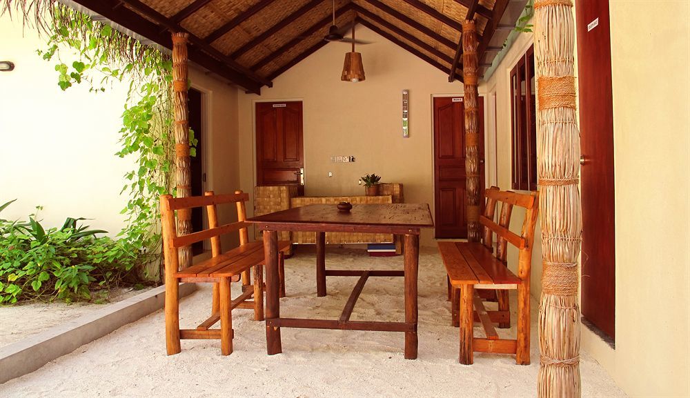 Thundi Sea View Hotel Fulidhoo Exterior photo