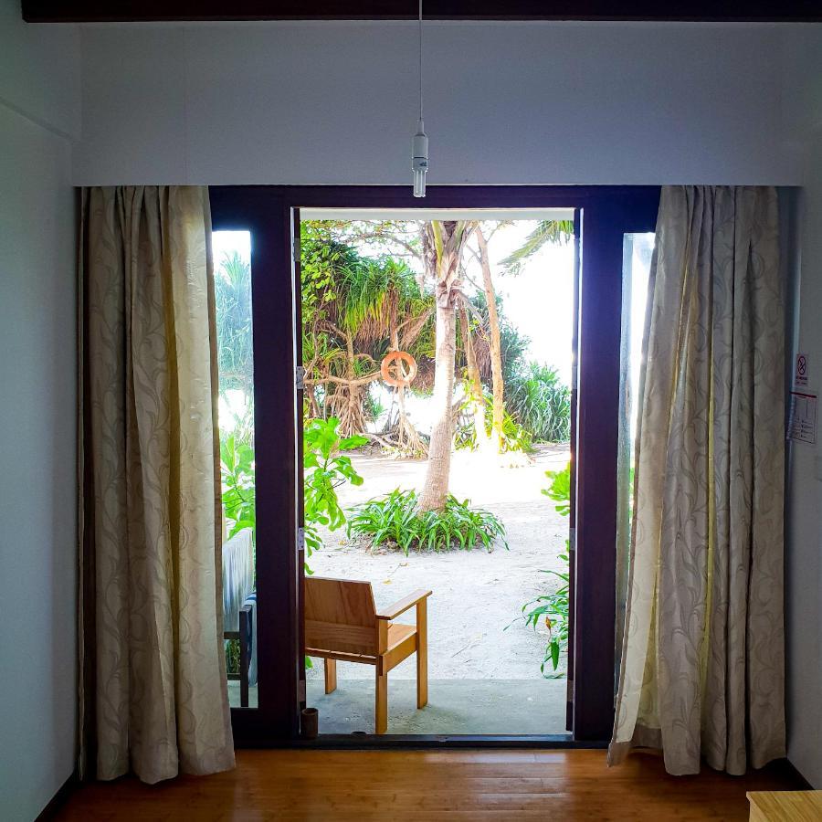 Thundi Sea View Hotel Fulidhoo Exterior photo